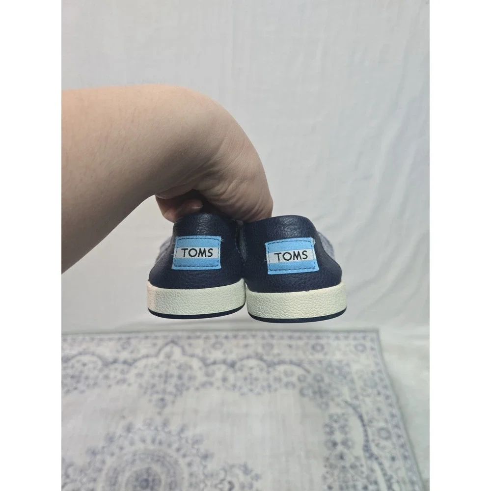 TOMS Boys Y‎ 2.5 Youth Boat Low Top Shoe Slip On Sneaker Canvas Blue Chambray